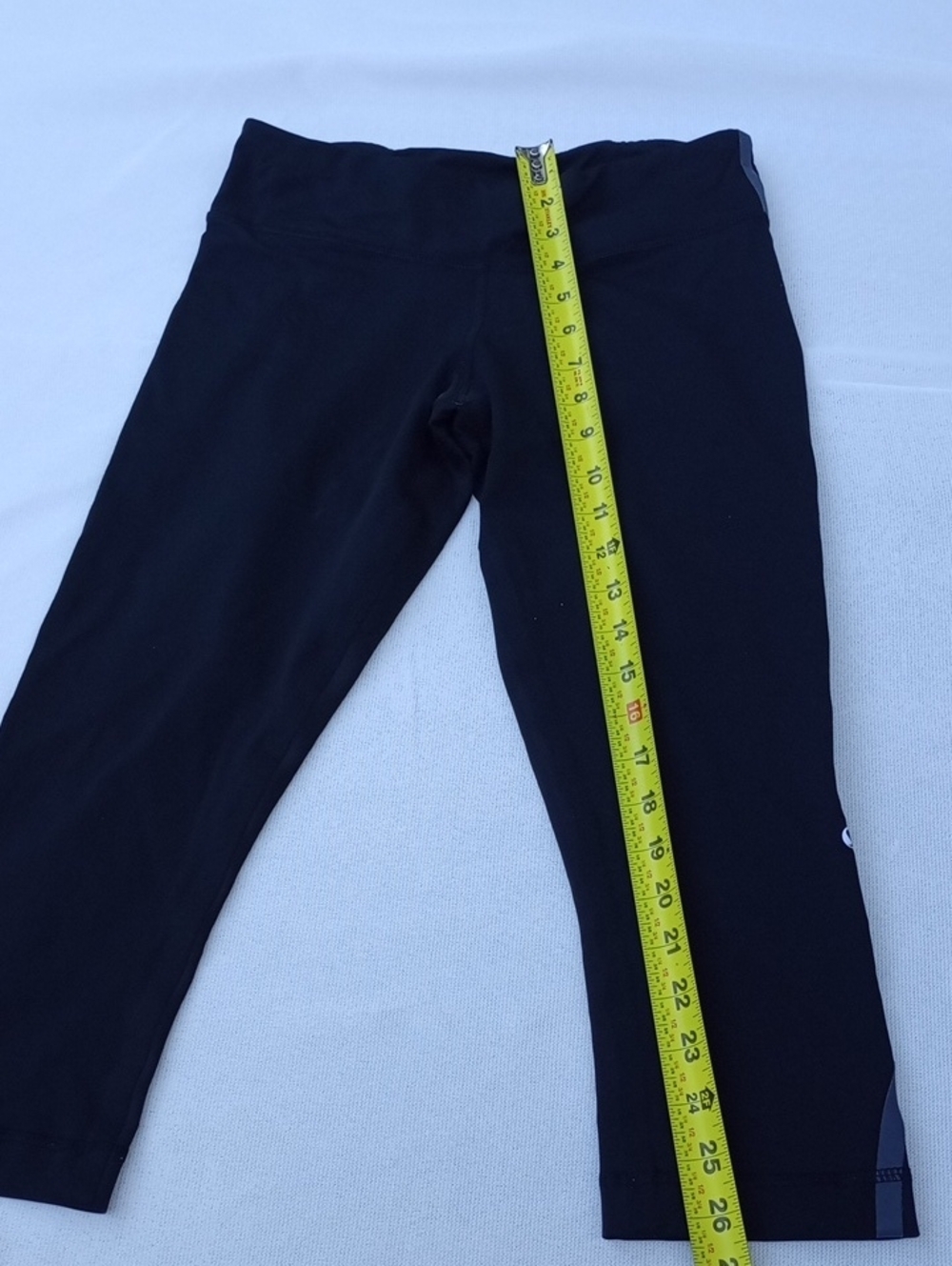 lululemon athletica Black Cropped Women's‎ Jeggings - Picture 8 of 10